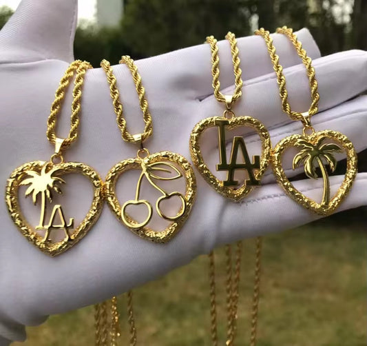 CUSTOM PRETTY HEART CHAIN