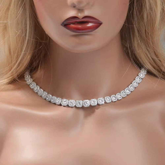 PRETTY BAGUETTE NECKLACES