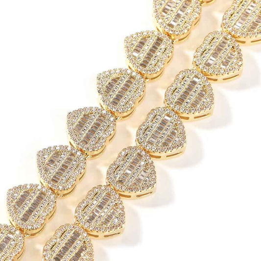 PRETTY HEART BAGUETTE NECKLACE